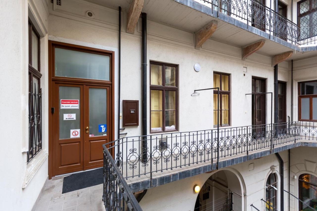 Exclusive Marilyn Apartment In The Heart Of Budapest Exterior photo